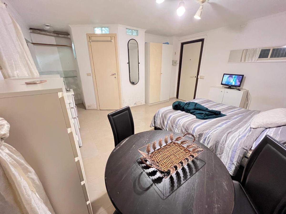 Monolocale A Mostacciano Apartman Róma Kültér fotó