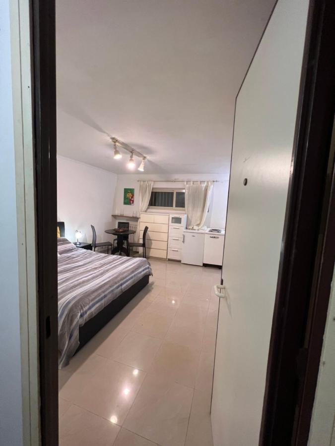 Monolocale A Mostacciano Apartman Róma Kültér fotó
